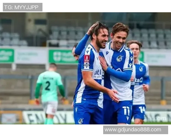 英甲布流浪对阵普利茅斯精彩直播全程回顾与赛后分析