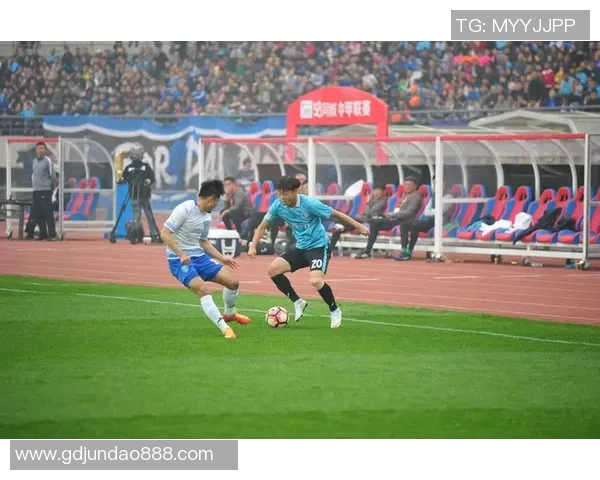 2017赛季大连一方对阵保定容大精彩回顾与赛后分析